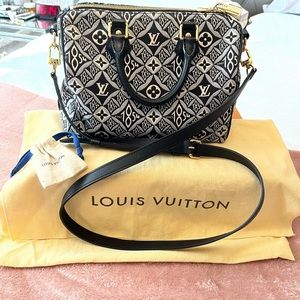 Authentic Louis Vuitton Speedy bag